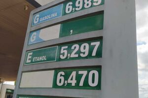 Etanol subiu junto da gasolina