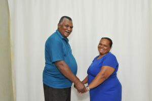 Casal superou dificuldades, criou 11 filhos e agora comemora 50 anos de casados
