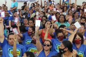 Greve na Reme de Dourados continua após prefeitura manter proposta