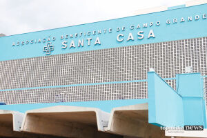 Idosa atropelada por carreta morre na Santa Casa de Campo Grande