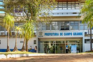 Salário dos servidores municipais cai na conta sábado  em Campo Grande