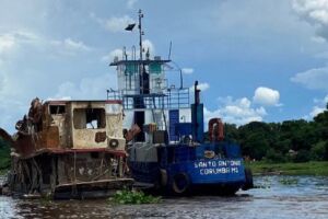 Barco foi retirado do rio após 86 dias de trabalhos