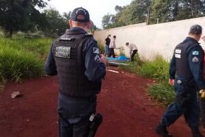 Corpo é encontrado às margens da rodovia em Dourados
