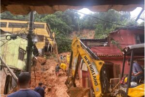 Deslizamento matou criança no RJ