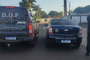 Dupla é flagrada com carro furtado e acaba presa no Paraguai