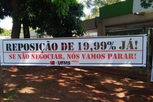 Docentes de todas unidades vão paralisar atividades