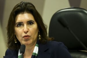 Pré-candidata a presidente Simone Tebet continua com 1% de intenção de voto nas pesquisas