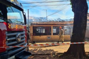 Casa no Lar dos Trabalhadores ficou destruída