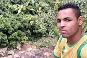 Marcos não resistiu e morreu ainda no local do acidente