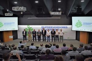 Evento orientou cerca de 200 empreendedores 