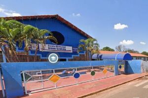 Escola está localizada no bairro Aero Rancho