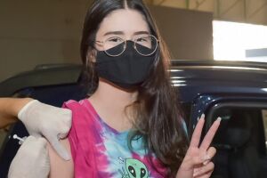 Vacinação de reforço em adolescentes começa na Capital