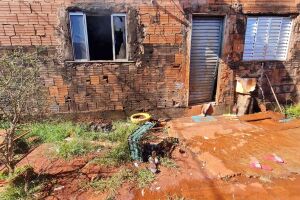 Família que perdeu tudo em incêndio está morando de favor e precisa reformar casa alugada