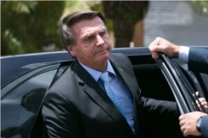 Bolsonaro diz que preço da gasolina e diesel vai diminuir