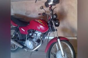 Motocicleta foi roubada em frente a Rodoviária de Campo Grande, na noite da última sexta-feira (24)