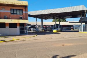 Ônibus permaneceram no pátio do Consórcio 