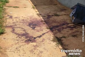 Mulher tenta separar briga e leva facada no pescoço em Campo Grande