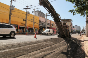 Obras de recapeamento da rua Dom Aquino continuam nesta quarta-feira