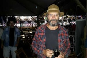 "Primeiro não acreditei", diz Almir Sater após convite para gravações de Pantanal