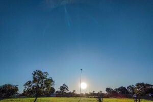 Sol deve prevalecer durante todo o dia