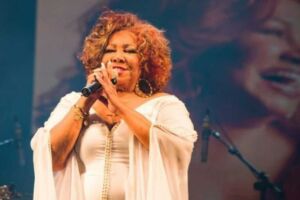 Cantora Alcione