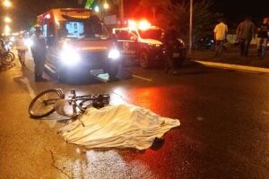 Farol alto atrapalha visão e motorista mata idoso atropelado em Guia Lopes