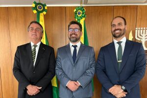 Filho de Bolsonaro, deputado Eduardo Bolsonaro cumpre agenda em MS