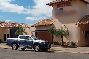 Motel está localizado na avenida Tiradentes