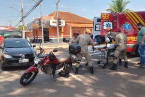 Motociclista foi socorrido pelo Corpo de Bombeiros