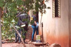 Idoso é encontrado morto em casa insalubre em Campo Grande (vídeo)