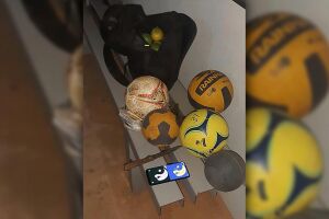 Molecada invade escola, furta bolas e assusta funcionários no Botafogo