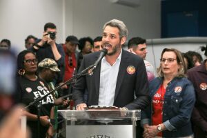 Tiago Botelho lança campanha virtual