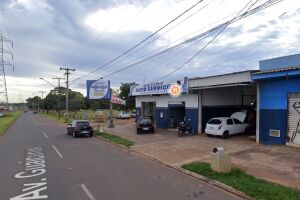 Rua onde o bandido atirou contra policiais e foi alvejado 