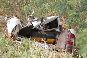 Acidente entre carro e carreta mata um na BR-060 (vídeo)