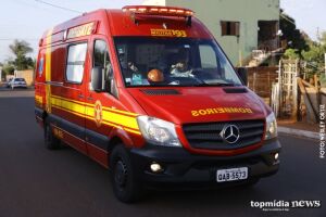 Mulher nega pertences para assaltante e acaba esfaqueada na frente de casa em Bonito