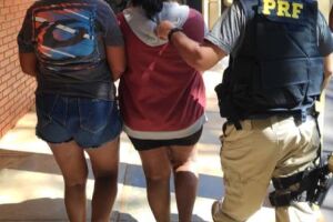 Garotas pediam carona com maconha na BR-163