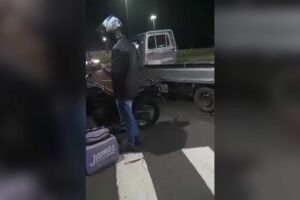 motorista agredido após atropelar motociclista em Campo Grande