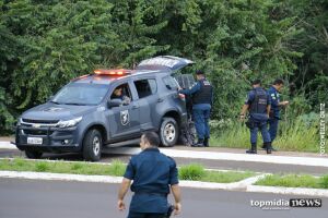 Motorista bêbado faz manobras, bate em comandante e acaba preso em Dourados