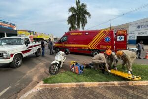 Motociclista bate na traseira de caminhonete e fica ferido em Nova Andradina 