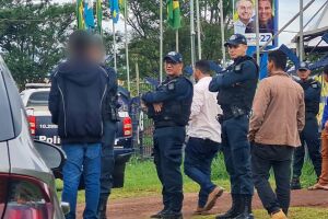 Confus&atilde;o atraiu curiosos no ''QG'' de Contar 