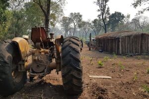Funcionário de fazenda morre após ser atingido por raio em MS