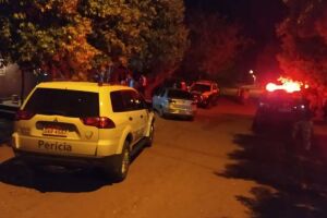 Mulher morreu após ser atingida por raio