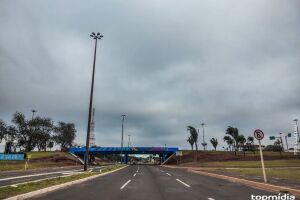Céu de Campo Grande nesta segunda-feira