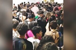 Público gritou contra Bolsonaro