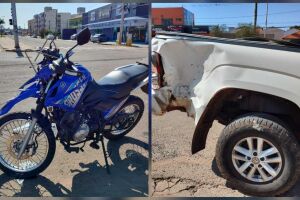 Moto e caminhonete envolvidas no acidente