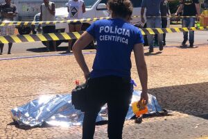 A vítima morreu no local do crime