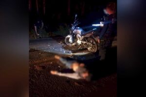 Motociclista bate em vaca e morre na MS-276