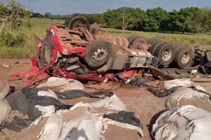 Acidente mata uma pessoa e deixa outra ferida entre Rio Verde e Coxim