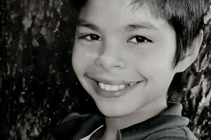 Garoto saiu para ir à escola 