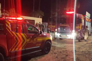 Casa incendiada ontem foram encontrados cachorro e idosa mortos